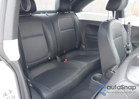 2013 Volkswagen Beetle 2.5L z USA, uszkodzony, nr VIN 3VWJX7AT2DM606496